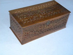 ca.1850 antike BIEDERMEIER SCHATULLE KASSETTE Sägearbeit 28 x14x10cm Nuss massiv - Bild 1 von 23