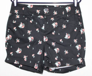 Neu ohne Etikett Torrid Gr. 10 schwarz Blumenmuster Baumwolle Stretch Bündchen Chino Shorts - Bild 1 von 4