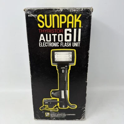 Sunpak Auto 611 Thyristor Electronic Flash Unit 650-691 New Open Box - Image 1 of 4