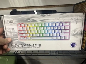 Razer Huntsman Mini 60% Wired Gaming Keyboard - Mercury - New - Bild 1 von 2