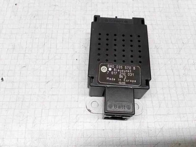 Amplificateur antenne VW GOLF V 1K1 5M0035570B 7617310031 2.00 Diesel 2005 32514089 - Photo 1/3