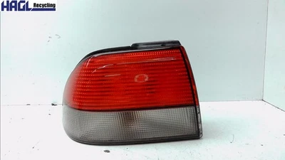 Luce Posteriore Esterni Saab 9-3 2.0 T YS3D Berlina - Immagine 1 di 4