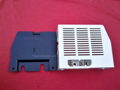 Carcasa y cubierta de motor Bernina #323.743.00 vintage Bernina 801 802 830 Foto 1 de 4