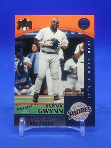 1999 Pacific Omega Hit Machine 3000 #15 Tony Gwynn /3000 - NM-MT