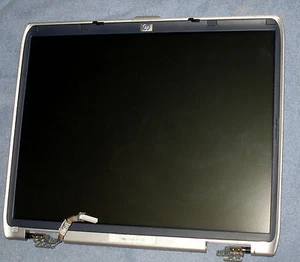 OEM HP Pavilion ZE 5000 5700 series laptop lcd screen in housing with hinges - Picture 1 of 3