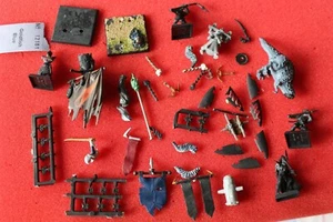 Games Workshop Warhammer Dark Elf Elves Mixed Bits Spares Bit Shields Bases GW - Picture 1 of 1