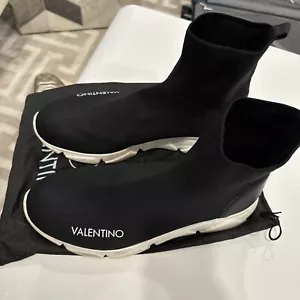 Herren Valentino schwarz Turnschuhe Größe 10 toller Zustand - Bild 1 von 6