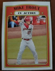 Mike Trout 2021 Topps Heritage In Action #170 Puzzleteil - Bild 1 von 2