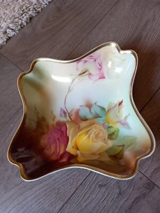 Thomas Bavaria Fruit Bowl ? Pretty Roses Decoration Gilt Trim Vintage - Picture 1 of 4