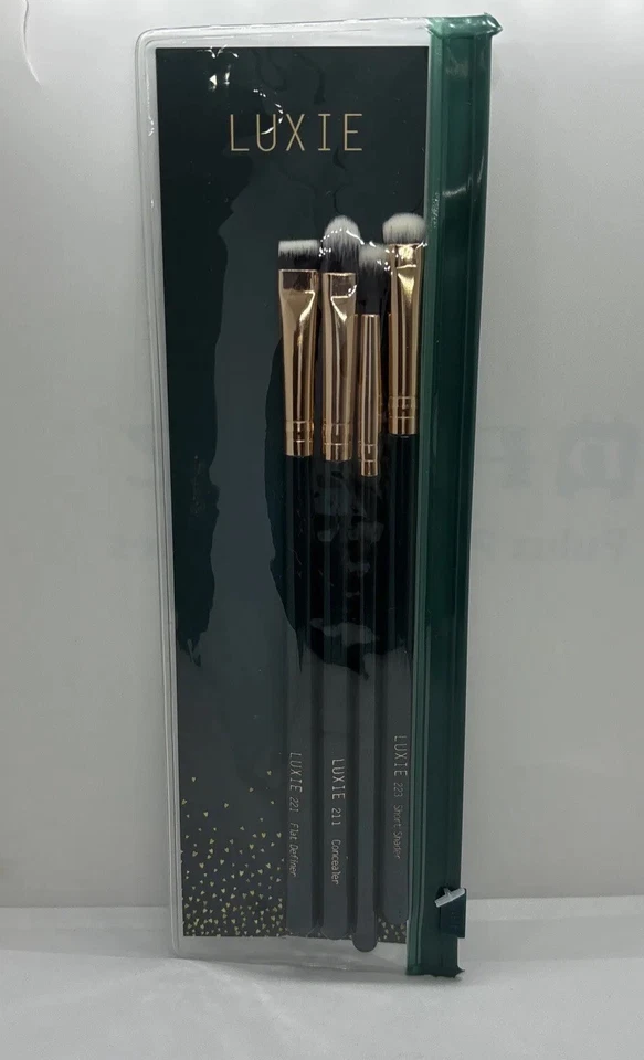 LUXIE Enchanted Eye Set of 4 Brushes with Pouch