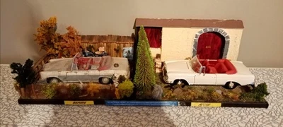 Diorama Scheunenfund mit Mercedes Benz 280SE Maisto und BMW R75 M. 1:18 - Bild 1 von 4