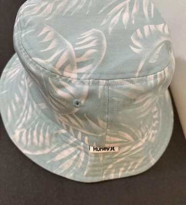 Sombrero Hurley Bucket Estampado Tropical Azul y Blanco Foto 1 de 3