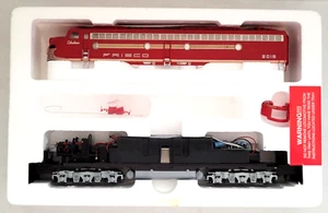 LIFE-LIKE PROTO 2000 HO POWERED E8 FRISCO #2016 "CITATION" & #2020 "BIG RED" New - Picture 1 of 20