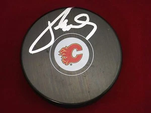 Michael Frolik Calgary Flames Signed Autographed Puck LOM COA (PK891) - Picture 1 of 2