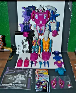 Transformers Power of the Primes Abominus Complete Combiner Wars + Upgrade Kit - Picture 1 of 11