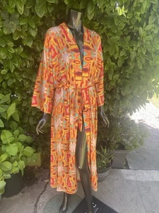 Neu mit Etikett Nuvula Kimono Blumenmuster Einheitsgröße Gürtel Langarm Satin Langarm - Bild 1 von 11