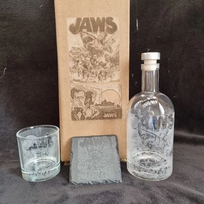Jaws custom decanter glass box sets can be personalised - Image 1 of 4