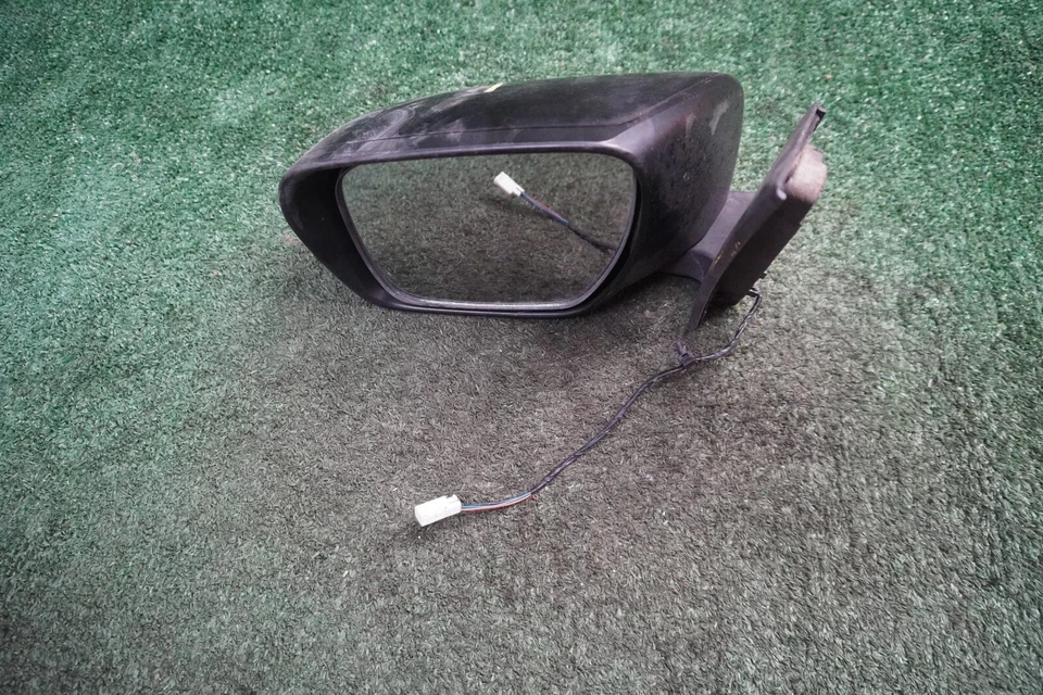 2007 2008 2009 MAZDA CX7 DRIVER SIDE BLACK Mirror OEM E4012284 - Image 1 of 4