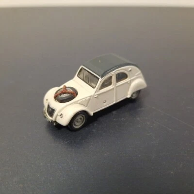 Universal Hobbies Citroën 2CV Sahara Decor Circuit Train Modelisme Ferroviaire - Photo 1/4