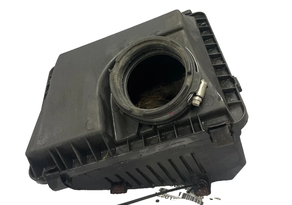 Purificador de aire Pontiac Grand Prix 2002-03 3,1 l Foto 1 de 4