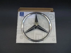 2012-2013 OEM MERCEDES BENZ W218 CLS GRILLE GRILL STAR LOGO CLS550 CLS63 W/O DIS - Picture 1 of 1