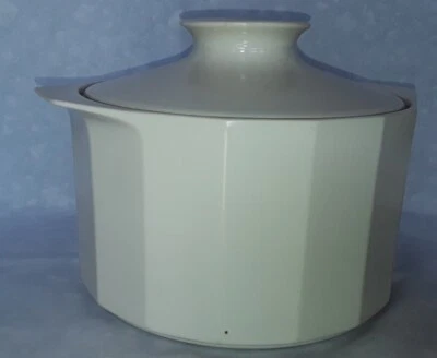 Eckige Terrine Keramik weiß matt, feuerfester Boden 17 cm Ragout Topf Polygon - Bild 1 von 2