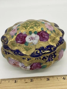 Vintage geführte handbemalte Blumen Puder Kommode Glas Schmuckschatulle Porzellan - Bild 1 von 9