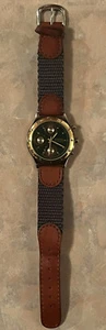 Herrenuhr-Guess-Chronograph-Das Original-(3) Zifferblatt-Militär/Armee-Leder/Grün - Bild 1 von 9