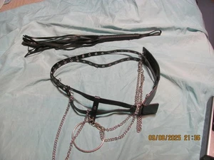 Echtleder Peitsche und Taillengürtel Kette mit schwarzem Leder und Ketten - Bild 1 von 3