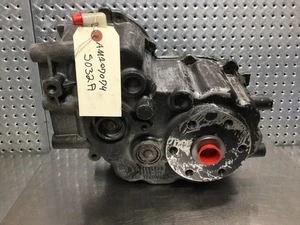 JOHN DEERE 318 GARDEN TRACTOR TRANSMISSION AM107074 S032A - Picture 1 of 7
