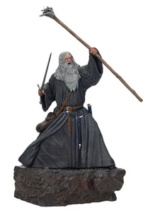 SD toys - Statue Le seigneur Des Anneaux - Gandalf Moria Battle 18cm - 843545025 - Picture 1 of 7