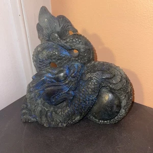 2+ libras Natural Azul Flash Labradorita Cuarzo Cristal Dragón Oriental Talla - Imagen 1 de 9