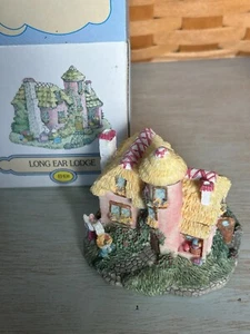 "THE BUNNY FAMILY VILLAGE" - Long Ear Lodge EH08 - 1995 Dillard's/RETIRADO - Imagen 1 de 2
