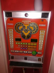 Alter Spielautomat - Bild 1 von 3