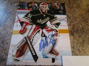NIKLAS BACKSTROM SIGNED 8x10 GLOSSY PHOTO MINNESOTA WILD (F) - Picture 1 of 2