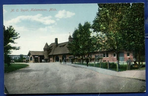 Michigan Central Railroad Depot Kalamazoo Michigan old postcard - Picture 1 of 2