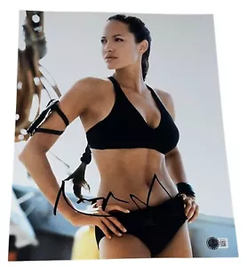 Lo último Angelina Jolie Firmado Autógrafo 11x14 Foto Auténtica Lara Croft Beckett BAS - Imagen 1 de 2