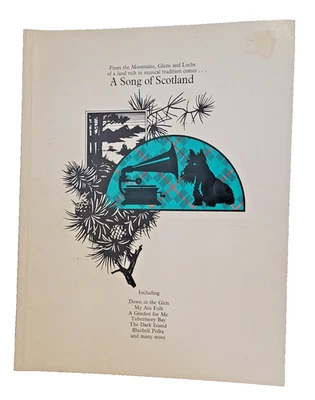 A Song of Scotland - 32 Traditional Tunes with Lyrics (Wise Publications) - Image 1 of 3