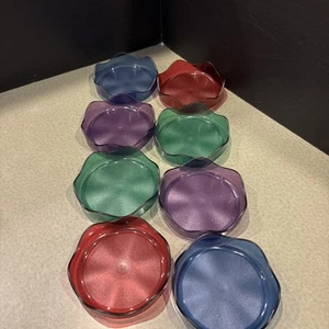 Tupperware Sottobicchieri Trasparente Elegante Jeweltone Rosso Viola Blu Verde Ondulato Acrilico - Foto 1 di 5