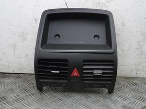 Salpicaduras de aire para tablero central Volkswagen Golf enchufe de 4 pines 1k0819743 MK5 2004-2009F - Imagen 1 de 8