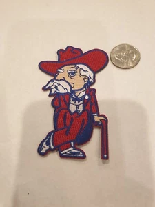 Parche bordado de hierro Ole Miss Rebels Coronel Reb 3,25"X 2,25" - Imagen 1 de 1