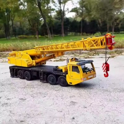 1/55 KDW Machinery Lift Crane Truck Construction Equipment Diecase Model - Image 1 of 4