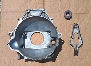 Bell housing 1982-1992 Chevrolet S-10 T-5 --- V6 2.5 2.8 Borg Warner 5 Speed - Picture 1 of 4