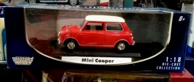 OLD MINI COOPER - RED / WHITE  73113 MOTORMAX  1/18 - Image 1 of 2