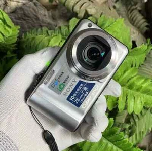 Sony Cyber-Shot DSC-H55 14.1MP 10x Optical Zoom Digital Camera 90% new-Silver - Picture 1 of 5