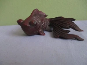 VINTAGE ROSEWOODHAND CARVED KOI FISH FAN TAIL 1950'S SOME DAMAGE - Picture 1 of 7
