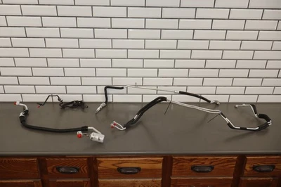 2002-2007 Lexus LX470 / LandCruiser 4-Pc AC Refrigerant Lines Hoses - Image 1 of 4