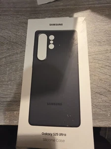 Custodia Silicone Originale Ufficiale Samsung per Samsung Galaxy S25 Ultra - Nera - UK - Foto 1 di 5