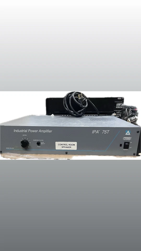 PEAVEY IPA75T Industrial Power Amplifier - Image 1 of 3