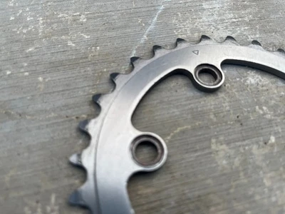 Plato de aleación interior triple Shimano | 74 BCD / 30T / EN MUY BUEN ESTADO / Hecho en Japón Foto 1 de 4